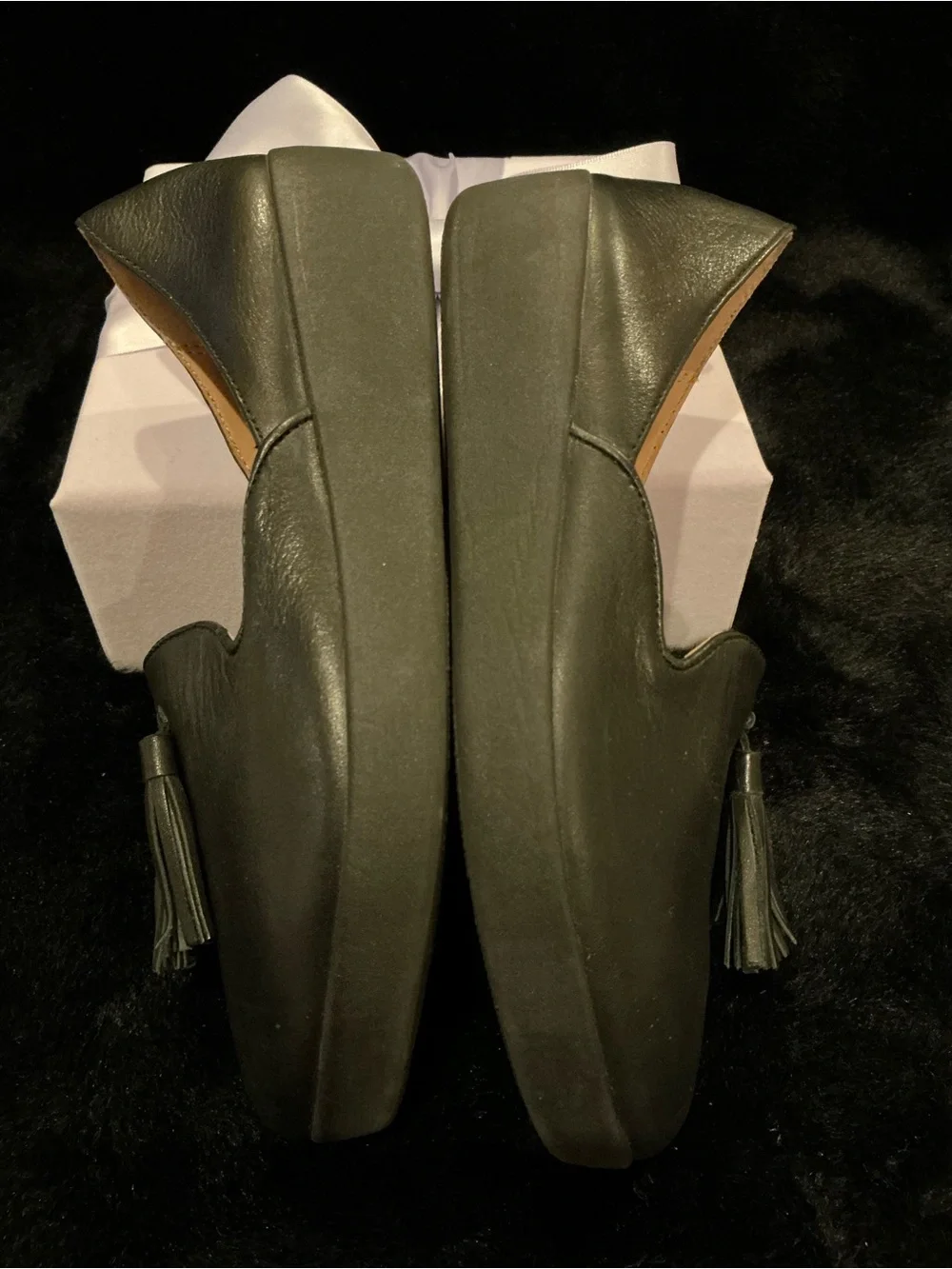 Fitflop Black Tassel Slip-On Loafers Size 6.5